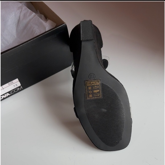 Fashion Nova Elegant Black Heels with Clear Straps - Picture 4 of 4